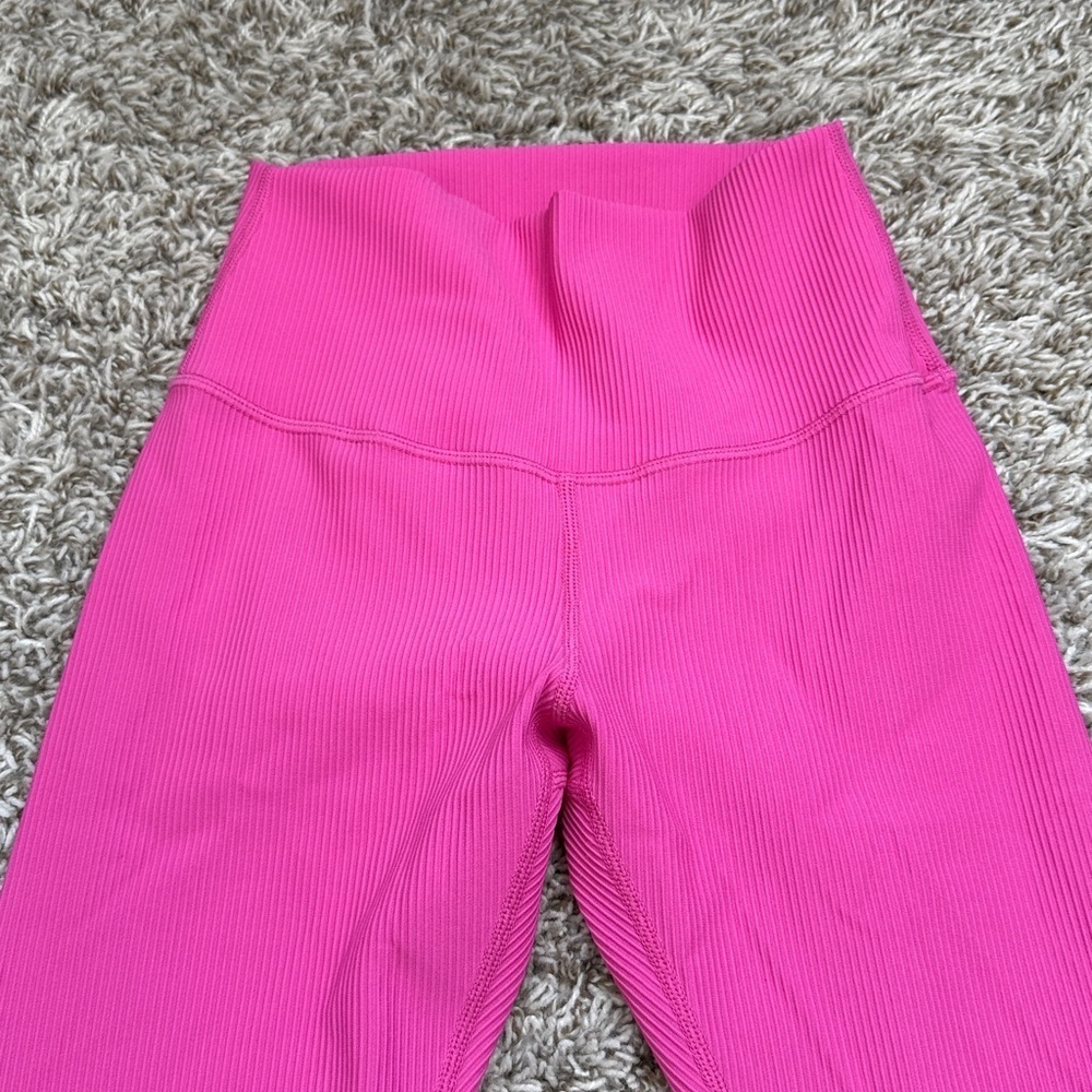 Zyia Capri Leggings Ribbed Pink size 4 - Picture 3 of 10